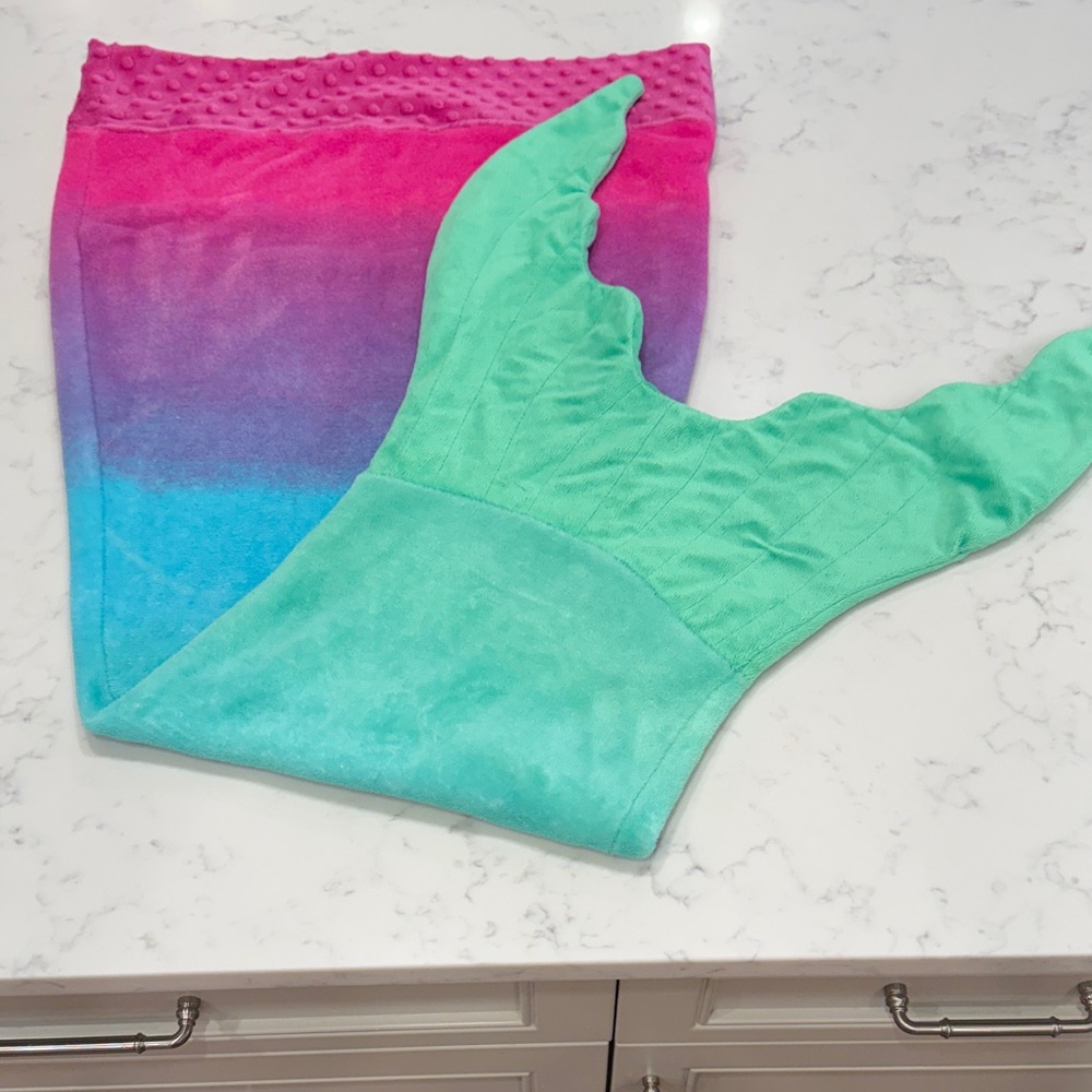 Blankie Tails multi-colored Mermaid Blanket